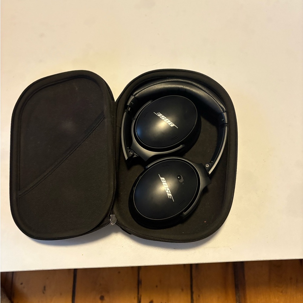 Bose QC 45 Headphones